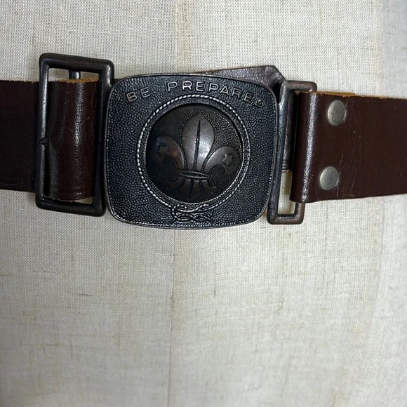 🌟HOST  PICK🌟Vintage Boy Scouts leather belt - Picture 2 of 12
